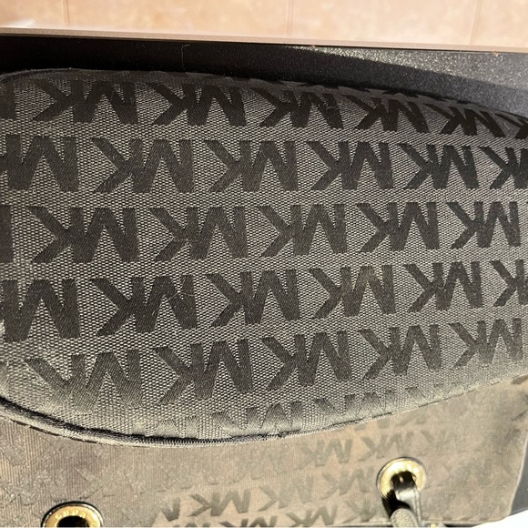 Michael Kors Black Gold Logo Tote Bag - Picture 4 of 11